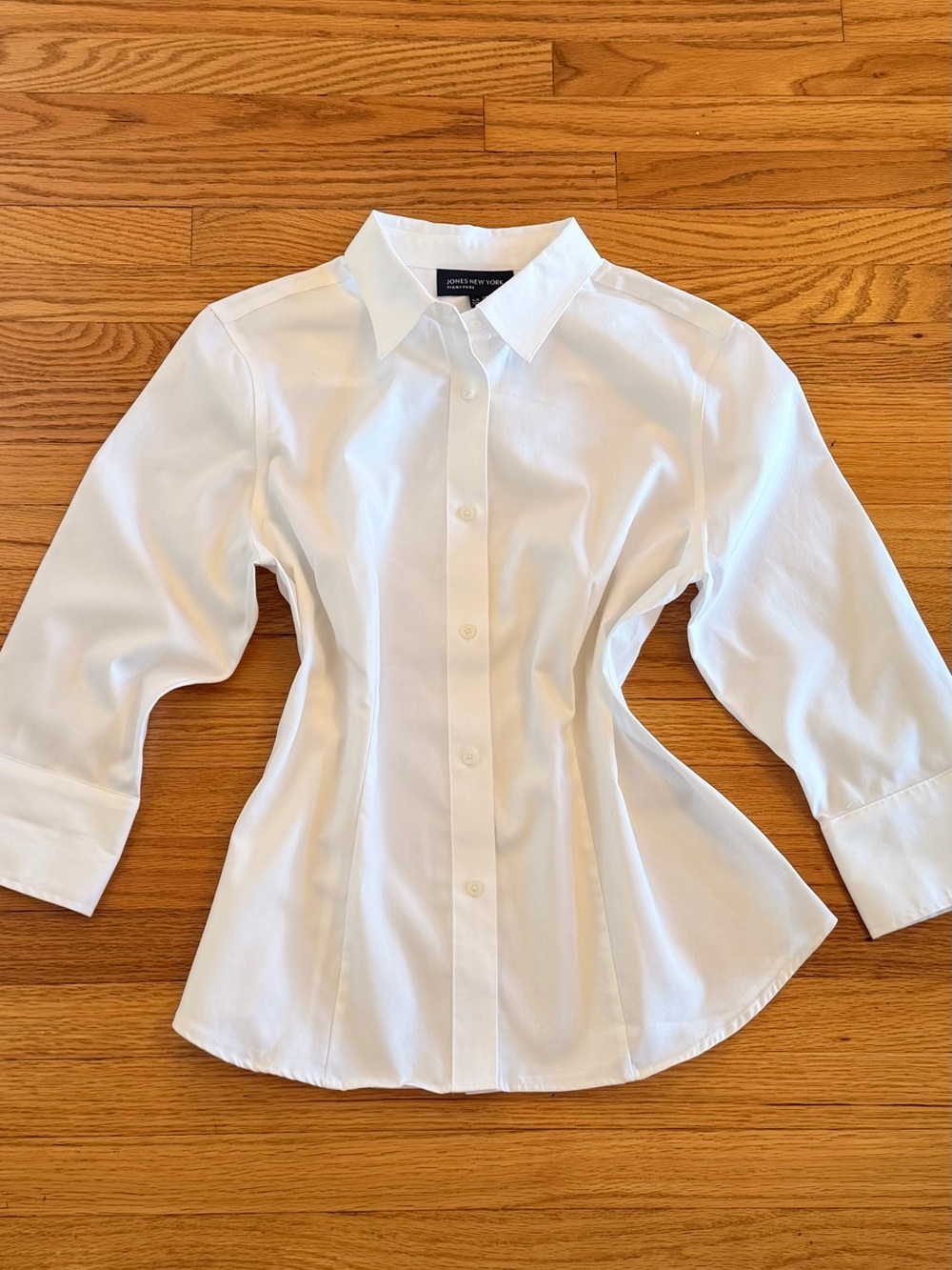 Jones New York White Tailored Button-Up Blouse